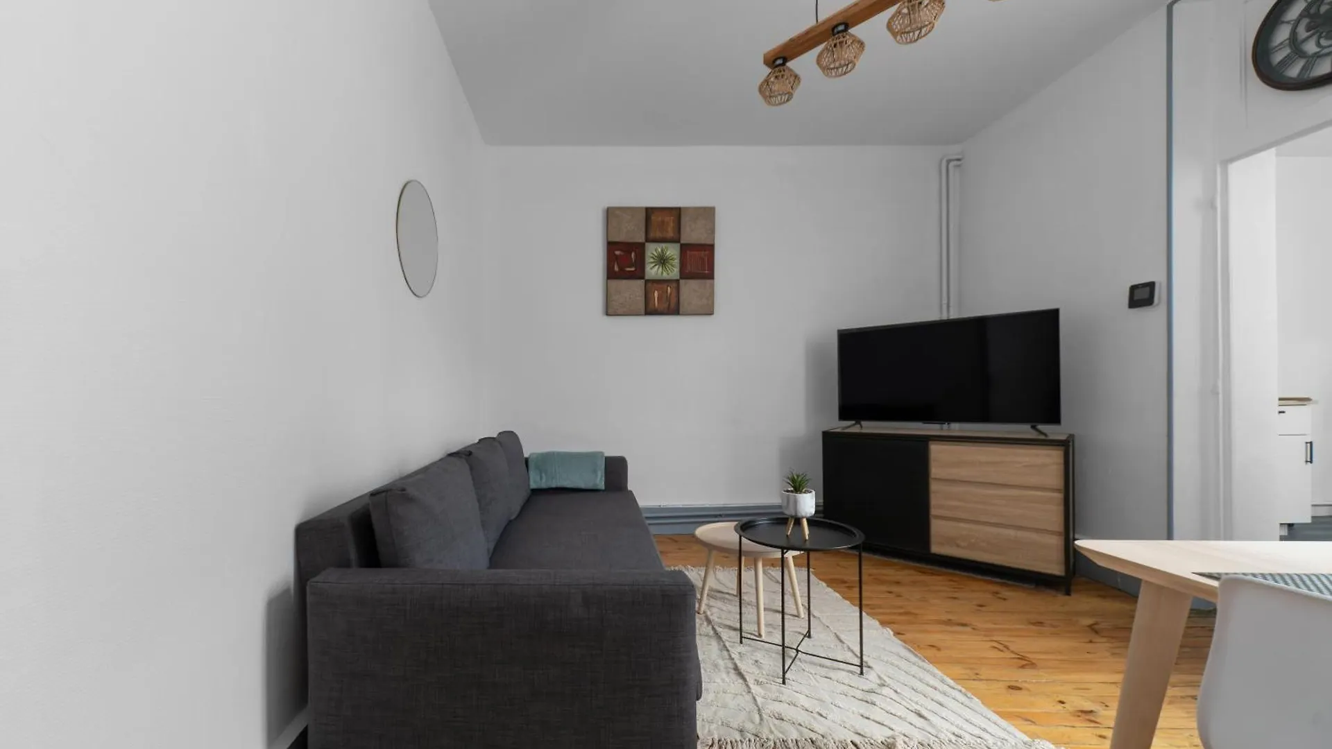 L'Alliotaux - Appartement Calme Et Design - Parking Gratuit Vichy Apartment